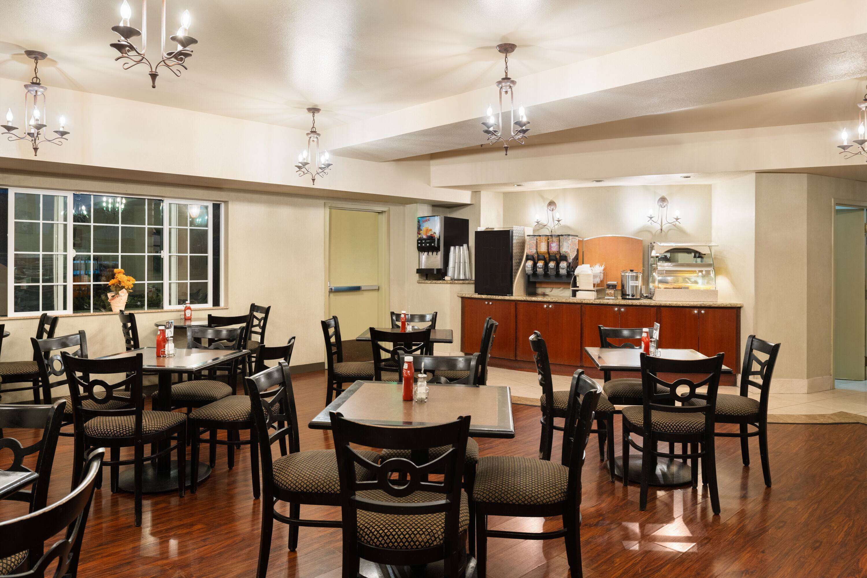 Photo - Hotel Marguerite, Trademark Collection by Wyndham