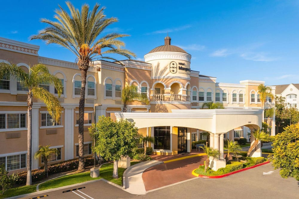 Hotel Marguerite Anaheim/Garden Grove, Trademark Collection by Wyndham