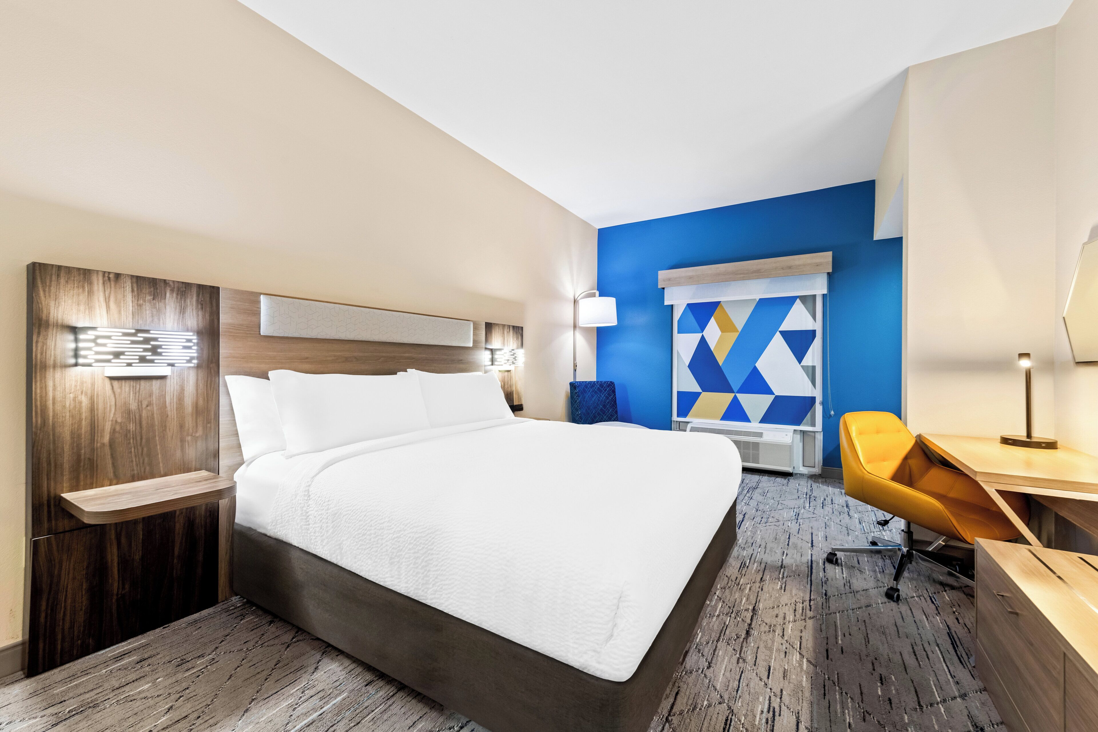 Standard Room, 1 King Bed