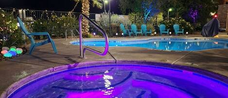 Outdoor pool, open 10:00 AM to 10:00 PM, pool umbrellas, sun loungers