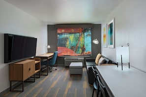 Télévision à écran plat de 32 pouces avec chaînes par câble, télévision