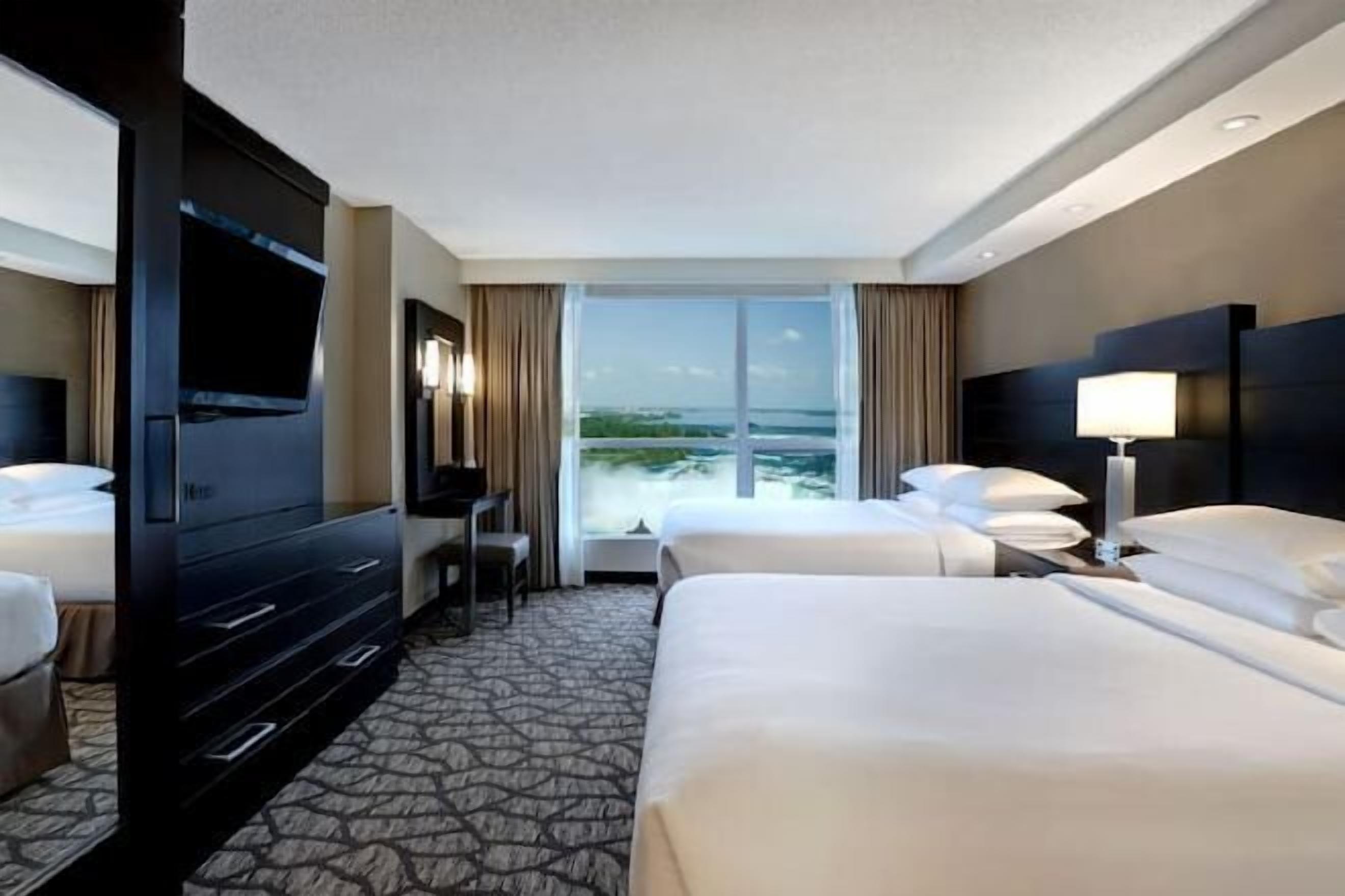 1 bedroom, premium bedding, in-room safe, desk