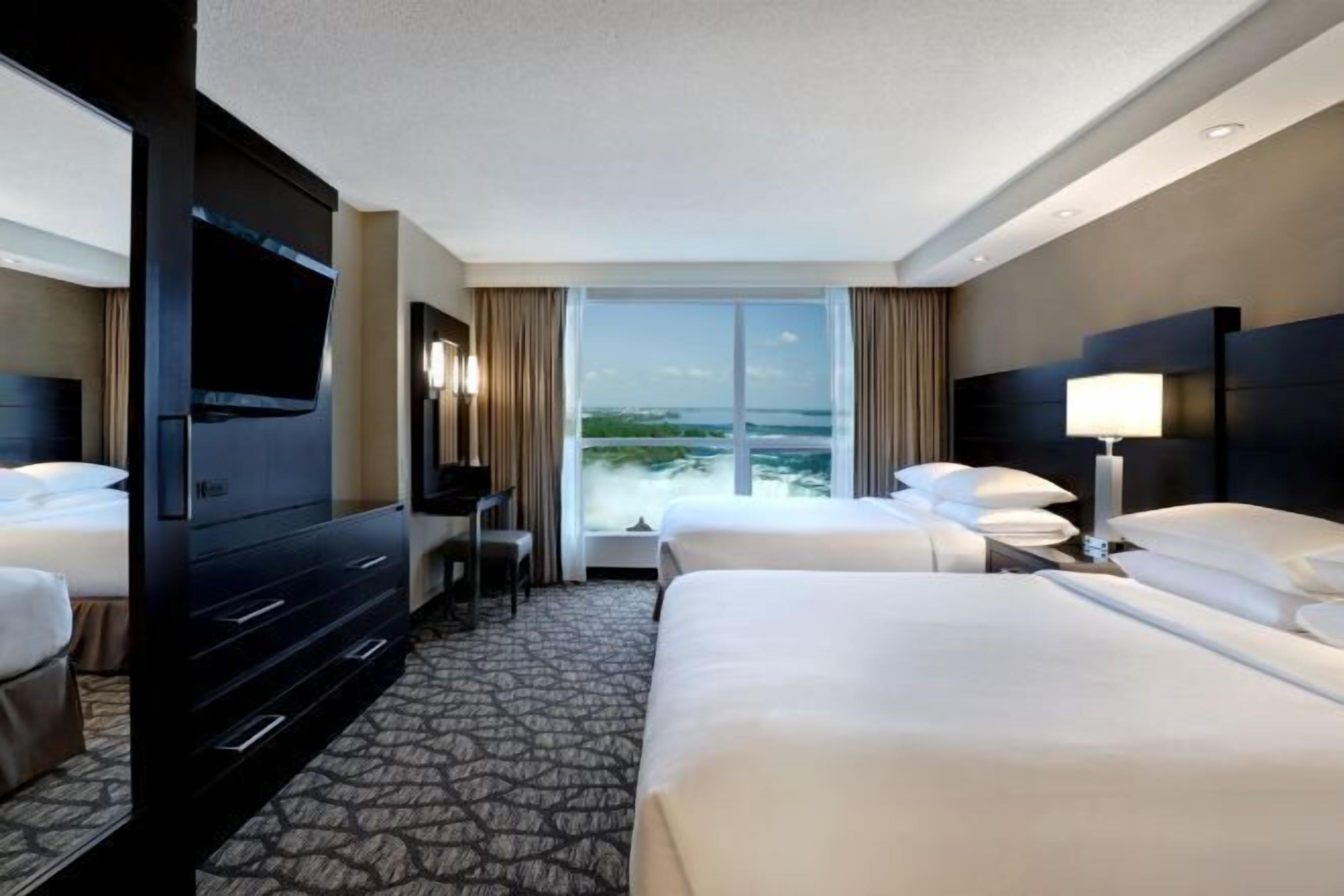 1 bedroom, premium bedding, in-room safe, desk