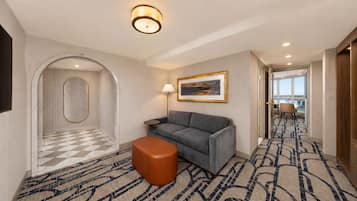 The Presidential Suite | Premium Fallsview | High Floor | Vardagsrum | Platt-tv och betalfilmer