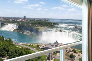 View from room - Hyatt Regency Niagara Falls Fallsview (Niagara Falls)