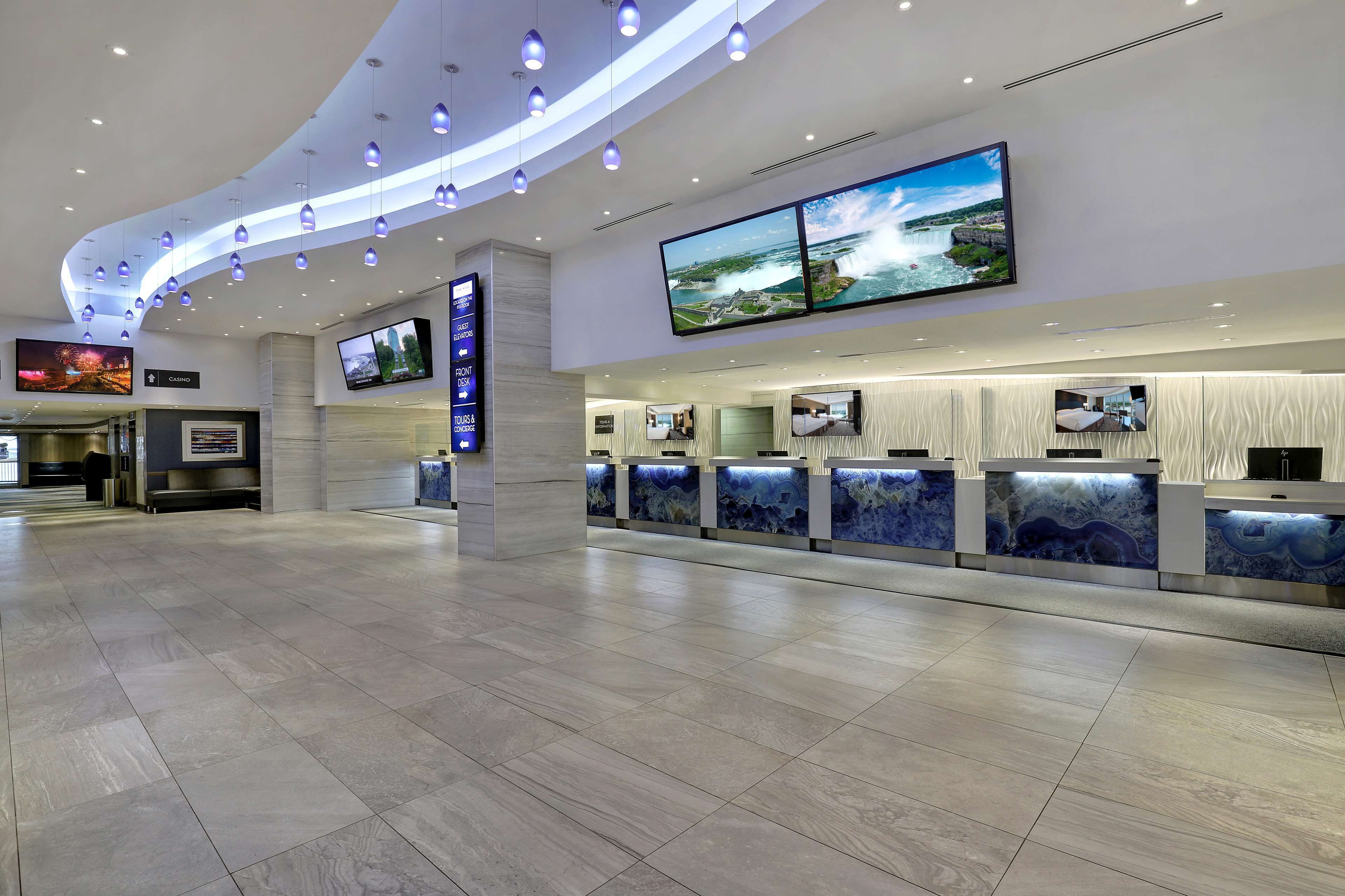 Foto - Embassy Suites by Hilton Niagara Falls/ Fallsview