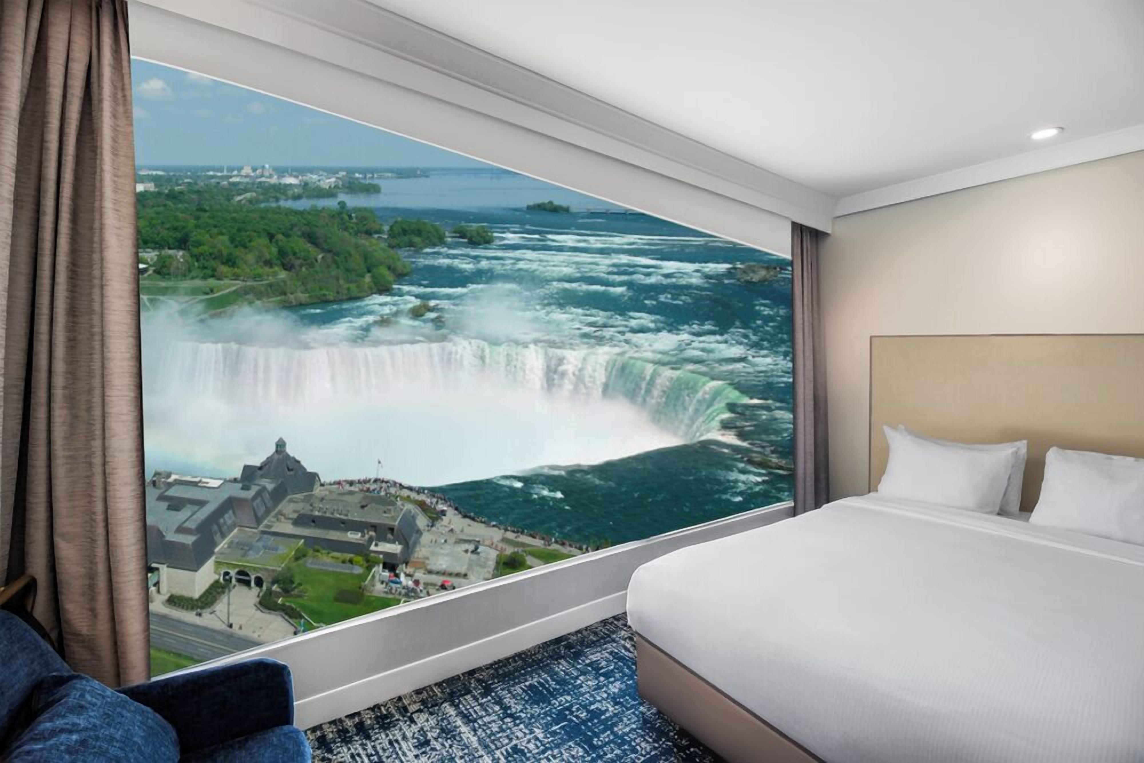 1 bedroom, premium bedding, in-room safe, desk