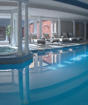 Piscine couverte