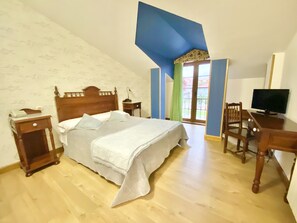 Standard Double or Twin Room | Desk, free WiFi, bed sheets