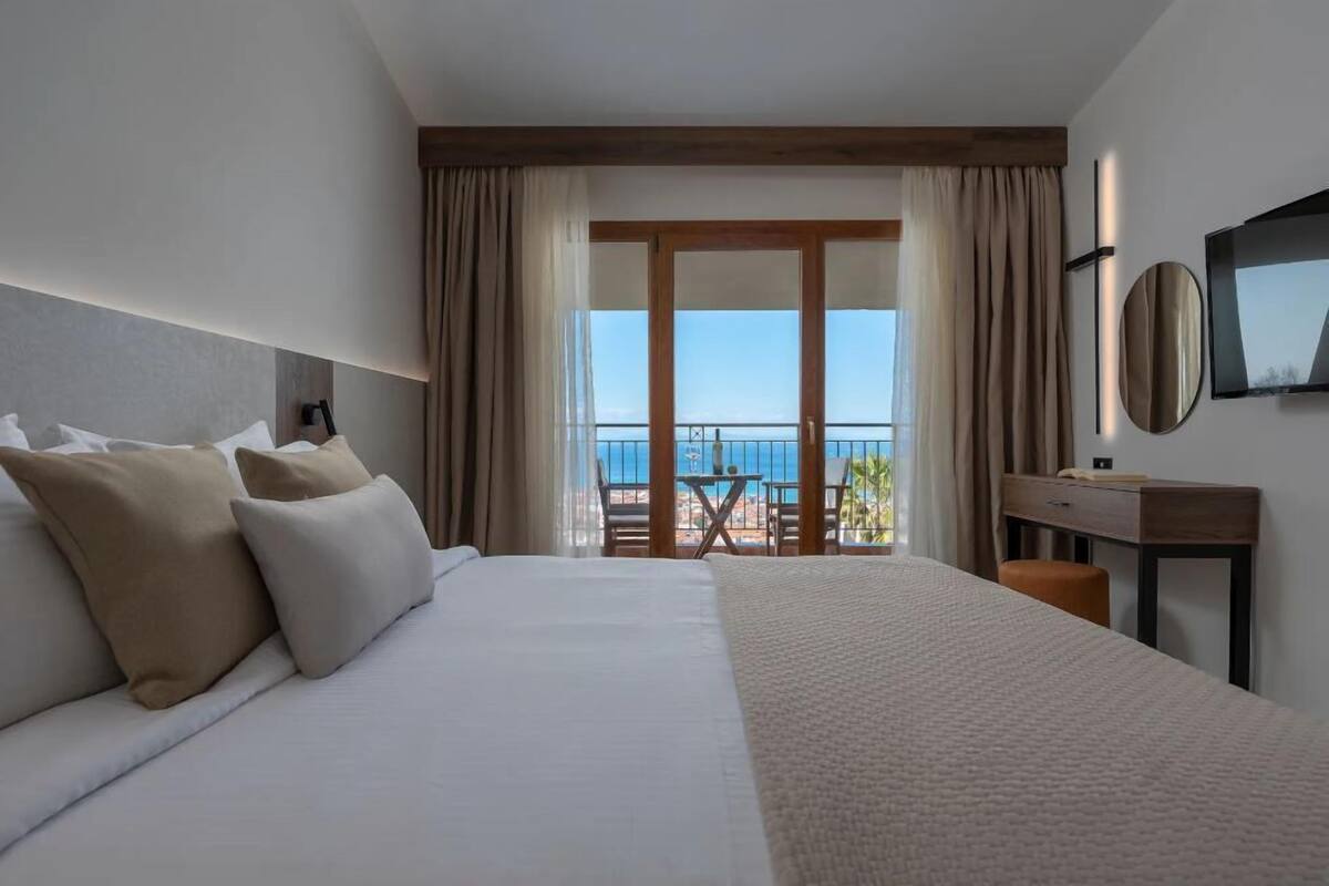 Minibar, in-room safe, blackout drapes, iron/ironing board