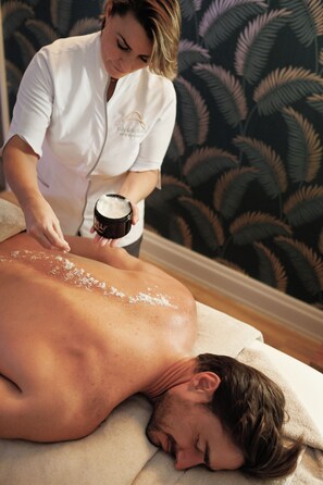 Couples treatment rooms, massages