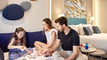 1 habitación, edredón, minibar y caja de seguridad en la habitación