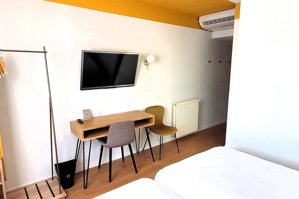 Standard Room, Multiple Beds | Premium bedding, minibar, in-room safe, desk