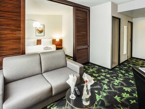 Privilege, Quarto | Roupas de cama premium, frigobar, cofres nos quartos, escrivaninha