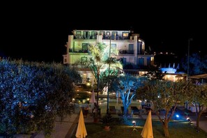 Front of property - evening/night