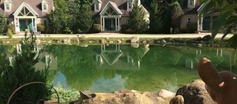 Spruce Hill Inn and Cottages