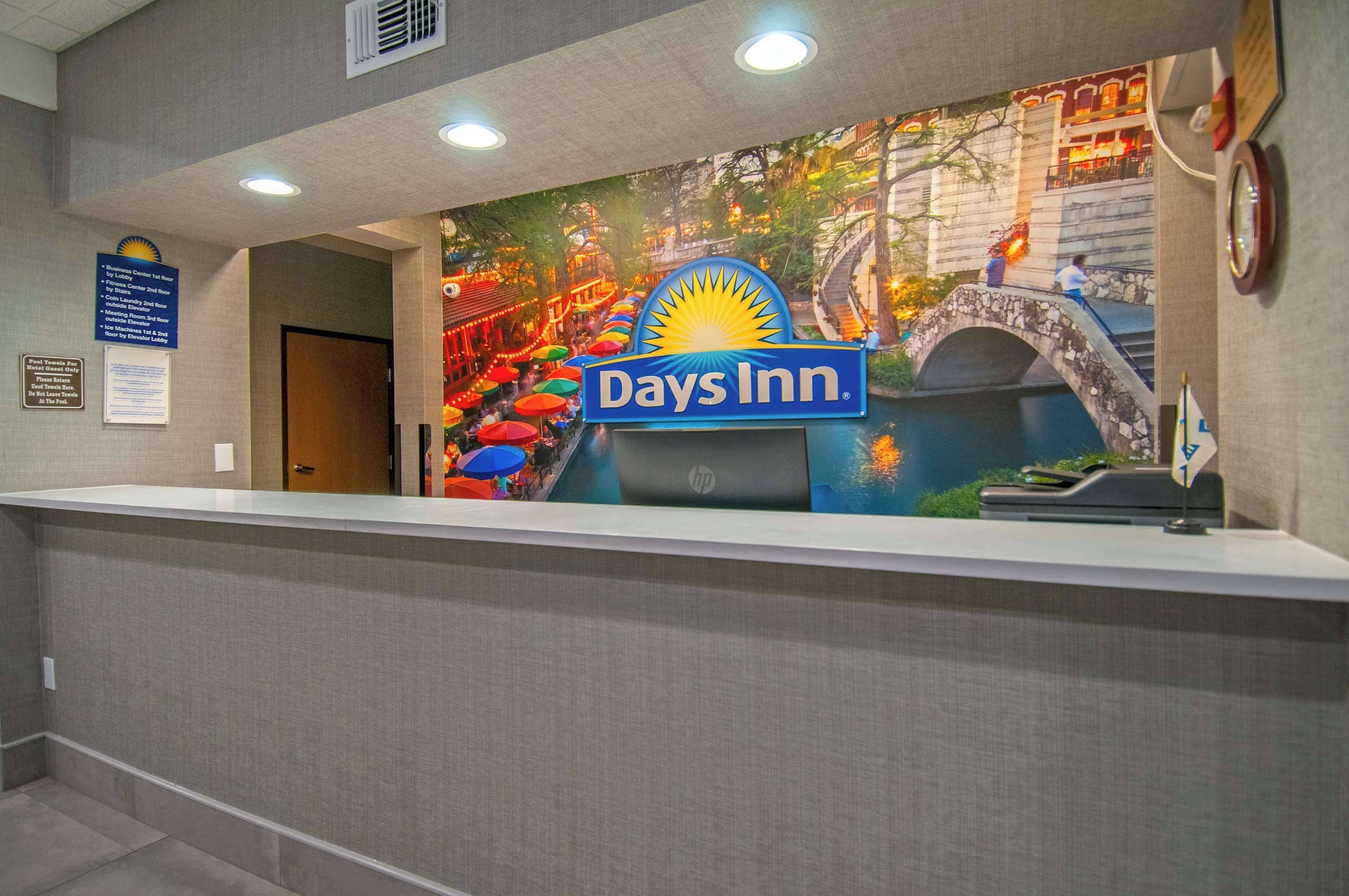 Foto - Days Inn & Suites by Wyndham San Antonio North/Stone Oak