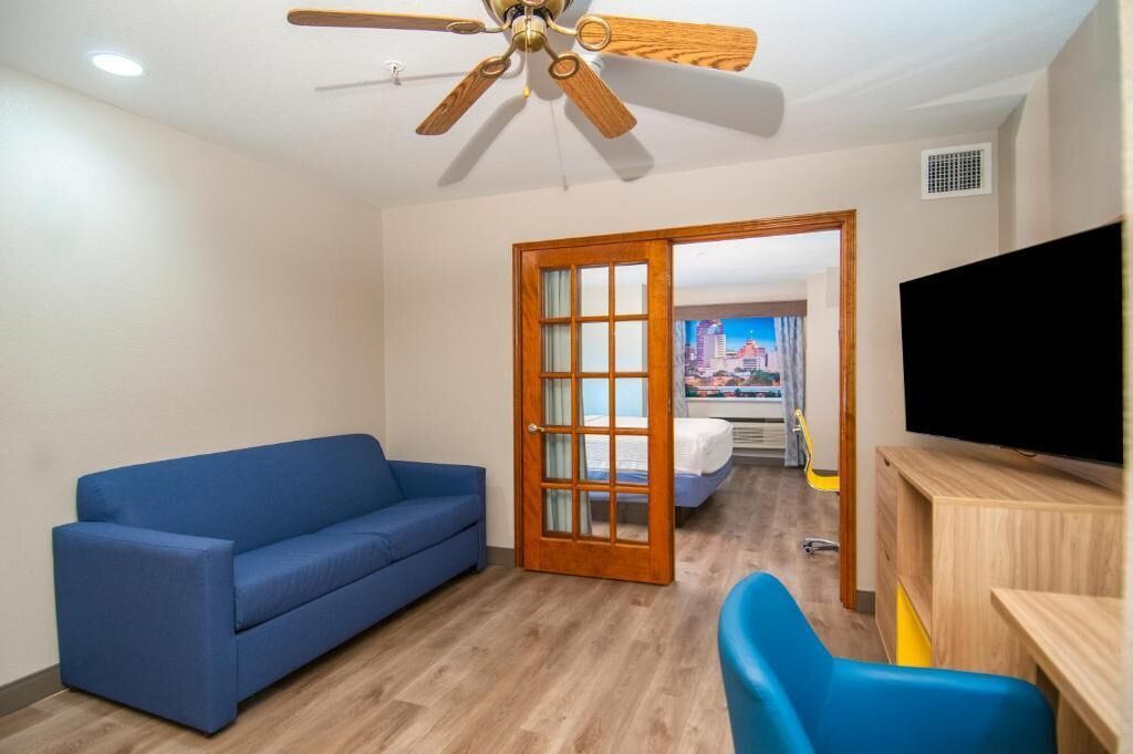 Foto - Days Inn by Wyndham Suites San Antonio North/Stone Oak