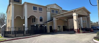 Red Lion Inn & Suites IAH Airport East