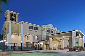 Exterior - Red Lion Inn & Suites IAH Airport East (Humble)