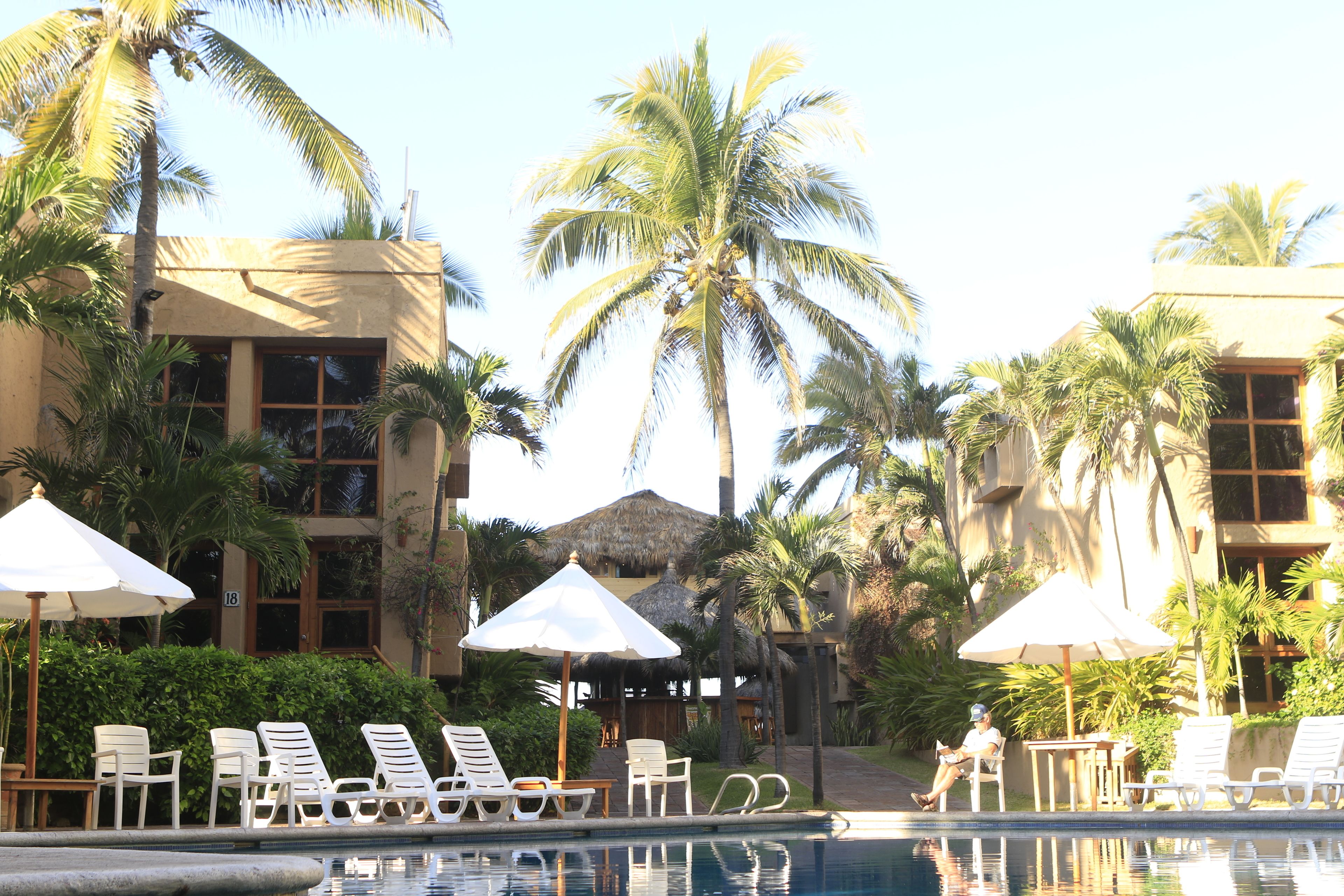 outdoor pool, pool umbrellas