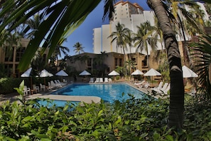 Outdoor pool, pool umbrellas