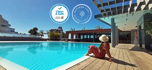 Sisäuima-allas, ulkouima-allas