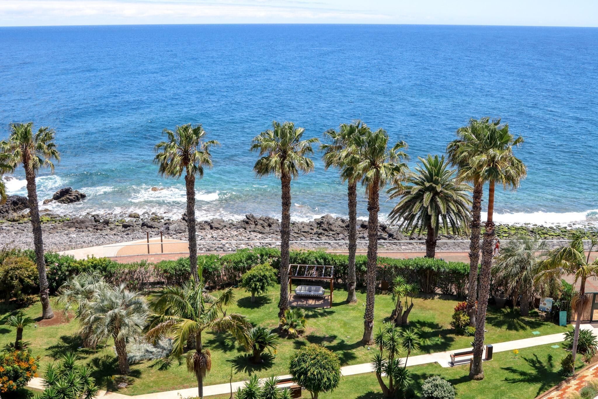 classic twin room, sea view | 1 bedroom, minibar, individually decorated, desk