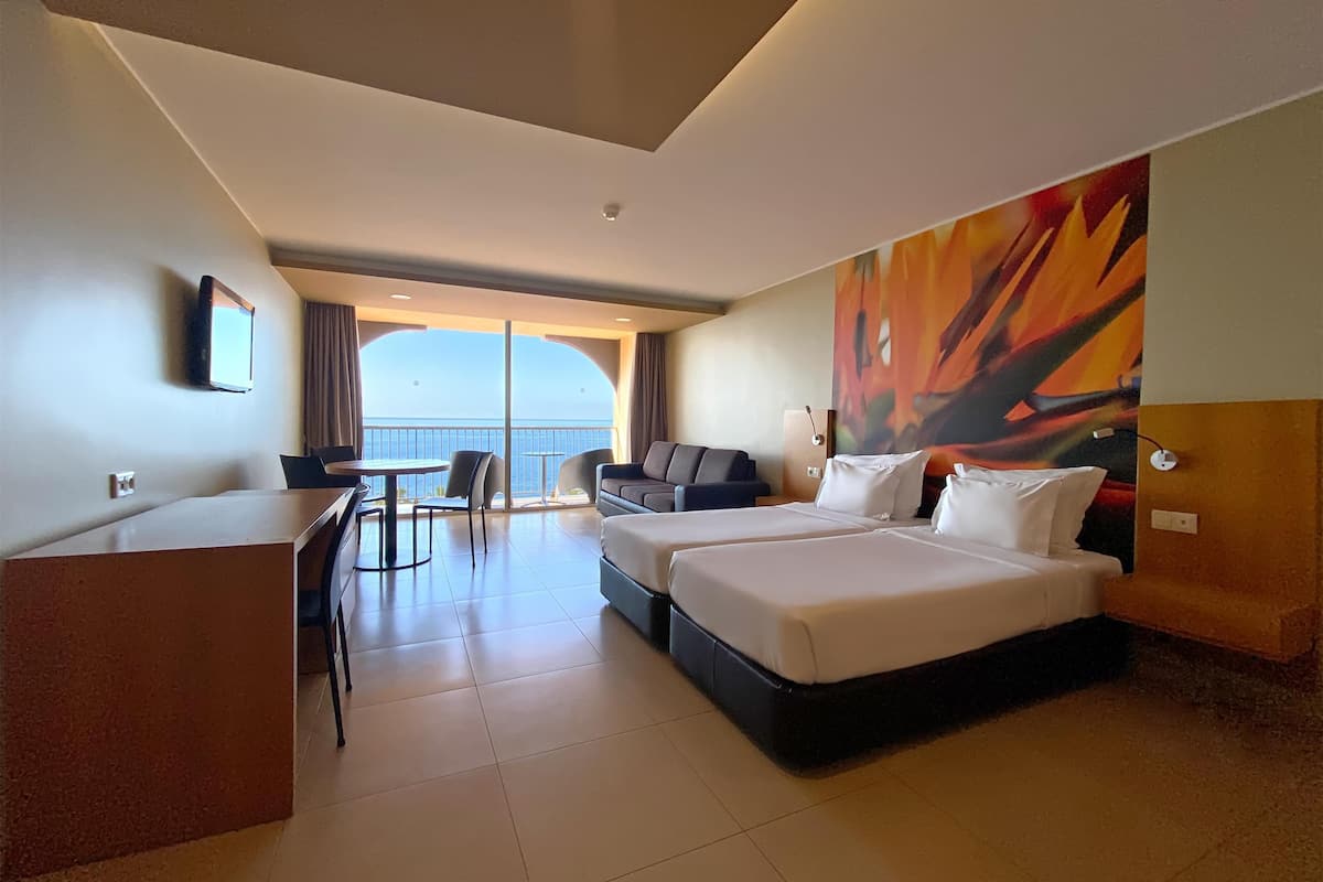 Studio, Sea View | 1 bedroom, minibar, individually decorated, desk
