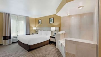 Bureau, espace de travail pour ordinateur portable, rideaux occultants