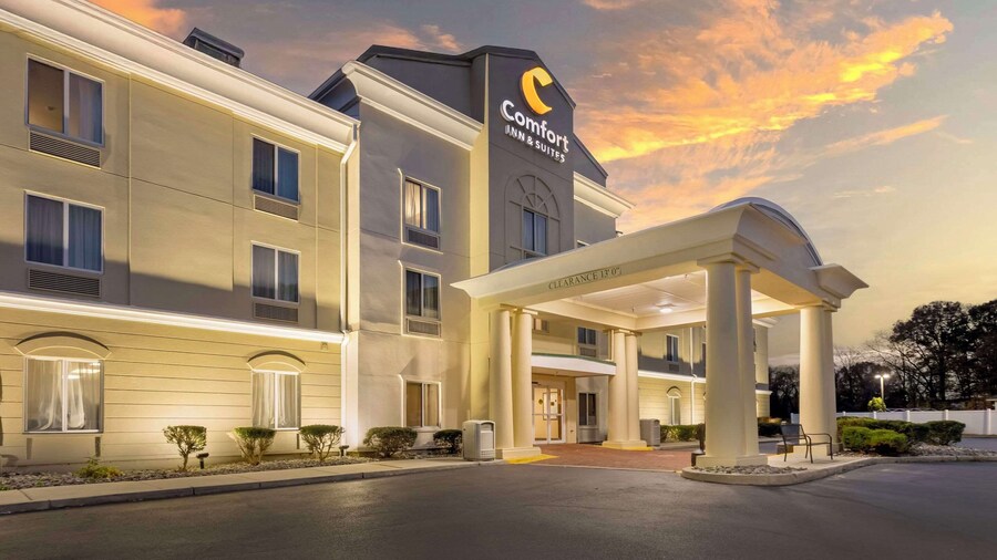 Comfort Inn And Suites