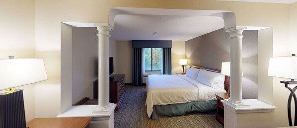 In-room safe, desk, iron/ironing board, free WiFi