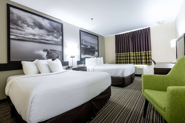 Zimmer, 2 Queen-Betten, Nichtraucher | Zimmersafe, Verdunkelungsvorhänge, Bügeleisen/Bügelbrett