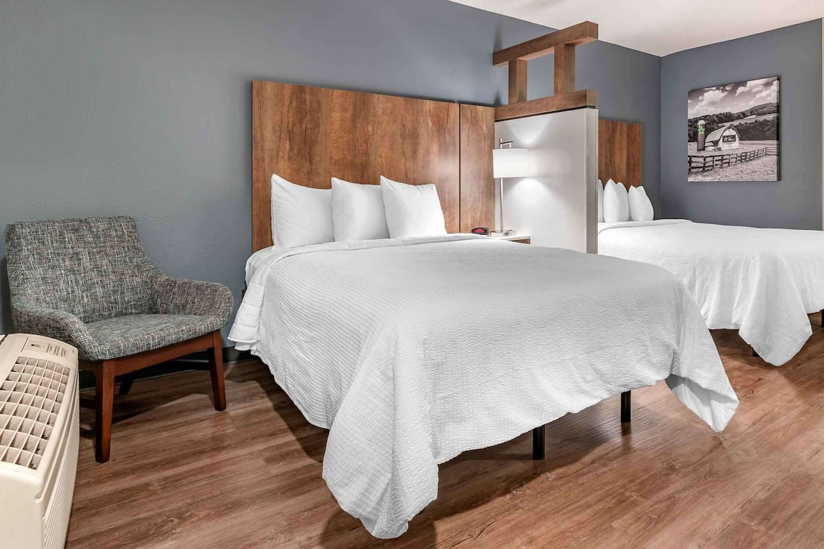 Premium bedding, desk, blackout curtains, iron/ironing board