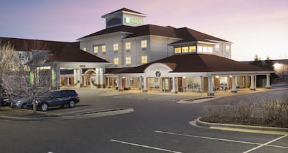 Holiday Inn Grand Rapids Airport by IHG