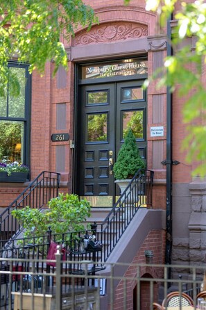 Exterior - Newbury Guest House (Boston)