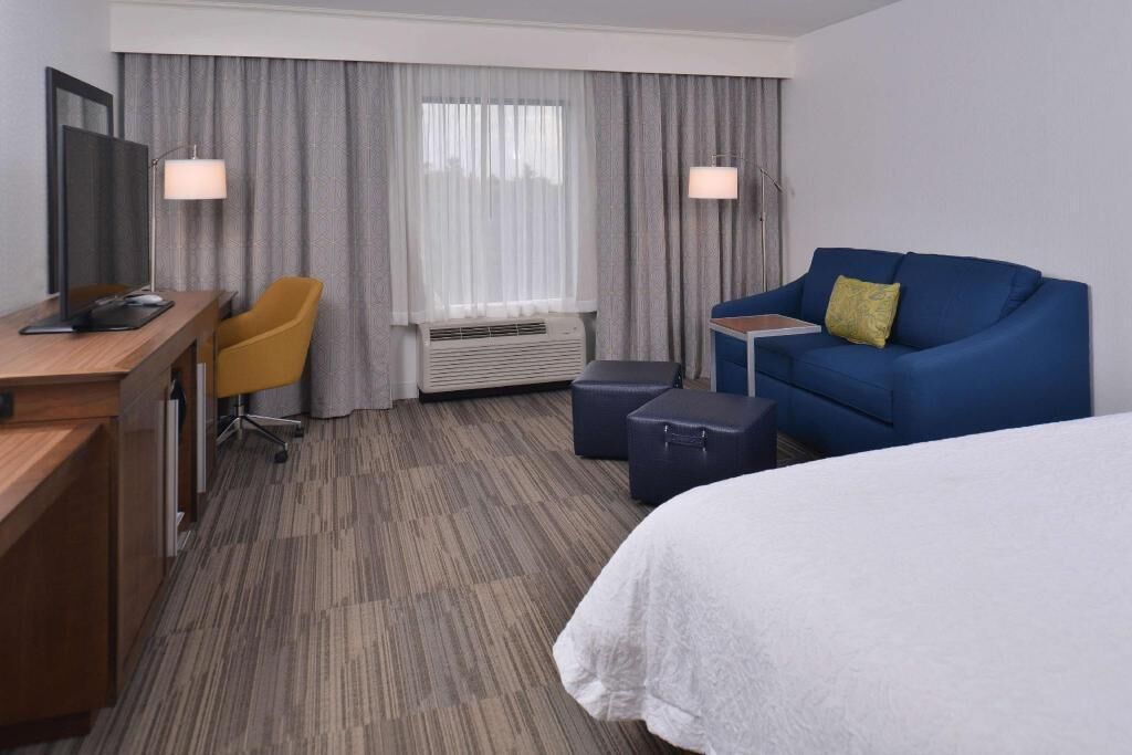 In-room safe, desk, laptop workspace, iron/ironing board