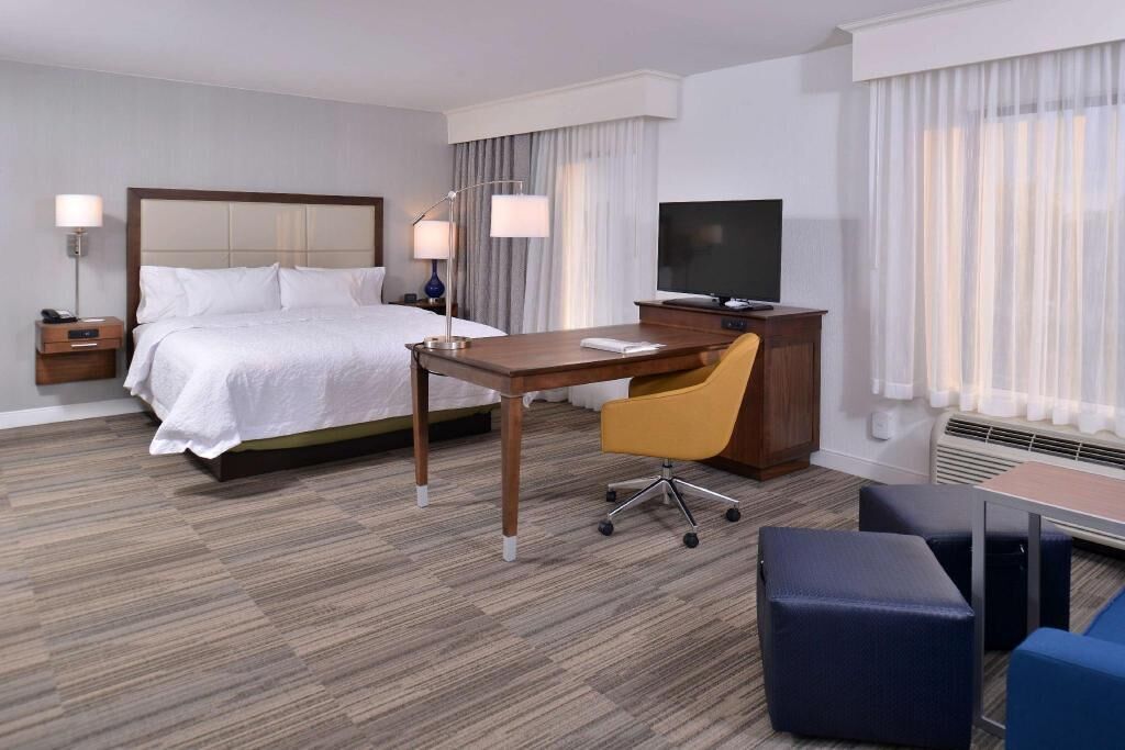 In-room safe, desk, laptop workspace, iron/ironing board