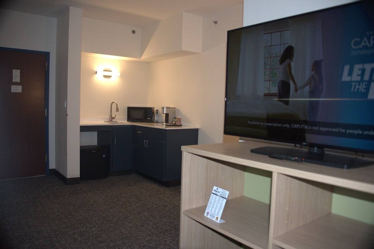 studio, 1 king bed with sofa bed | premium bedding, desk, laptop workspace, blackout curtains