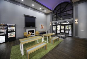 Lobby - Spark by Hilton Amarillo East (Amarillo)