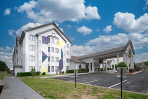 Exterior - Spark by Hilton Amarillo East (Amarillo)