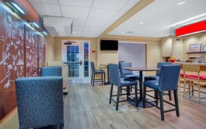 Tägliches inbegriffenes Frühstücksbuffet