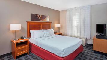 Suite, 1 Bedroom | Premium bedding, in-room safe, desk, iron/ironing board