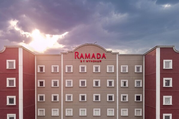 Exterior - Ramada by Wyndham CDMX Perinorte (Tlalnepantla de Baz)