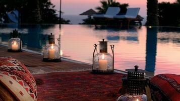 Indoor pool, 2 outdoor pools, pool umbrellas, sun loungers