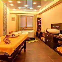 Aromatherapie, body scrubs, 1 behandelingsruimte, massagebehandelingen
