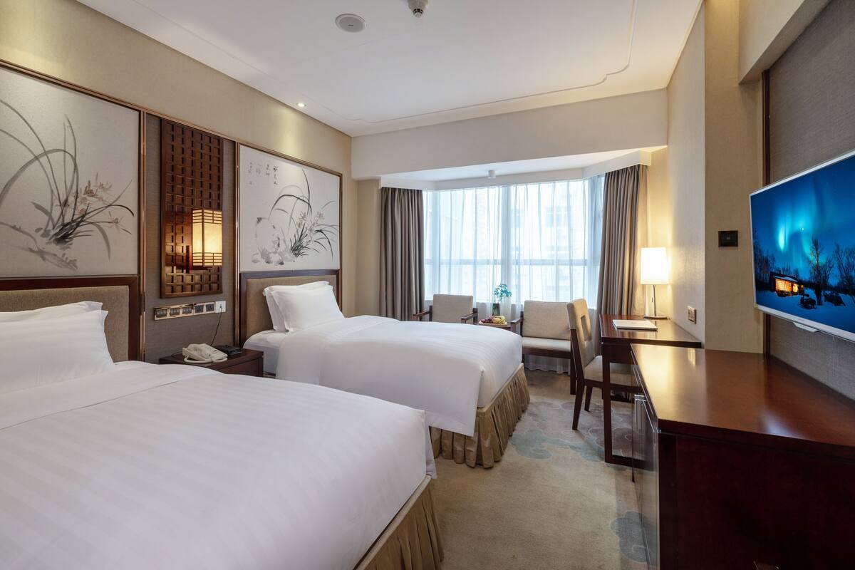Japanese Business Twin Room | Minibar, blackout drapes, iron/ironing board, rollaway beds (surcharge)