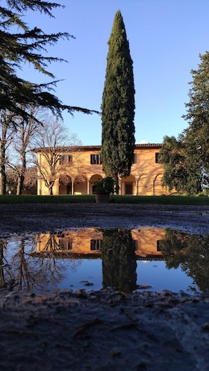 Front of property - Villa il Poggiale - Dimora Storica (San Casciano in Val di Pesa)