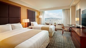 Down duvets, minibar, in-room safe, desk