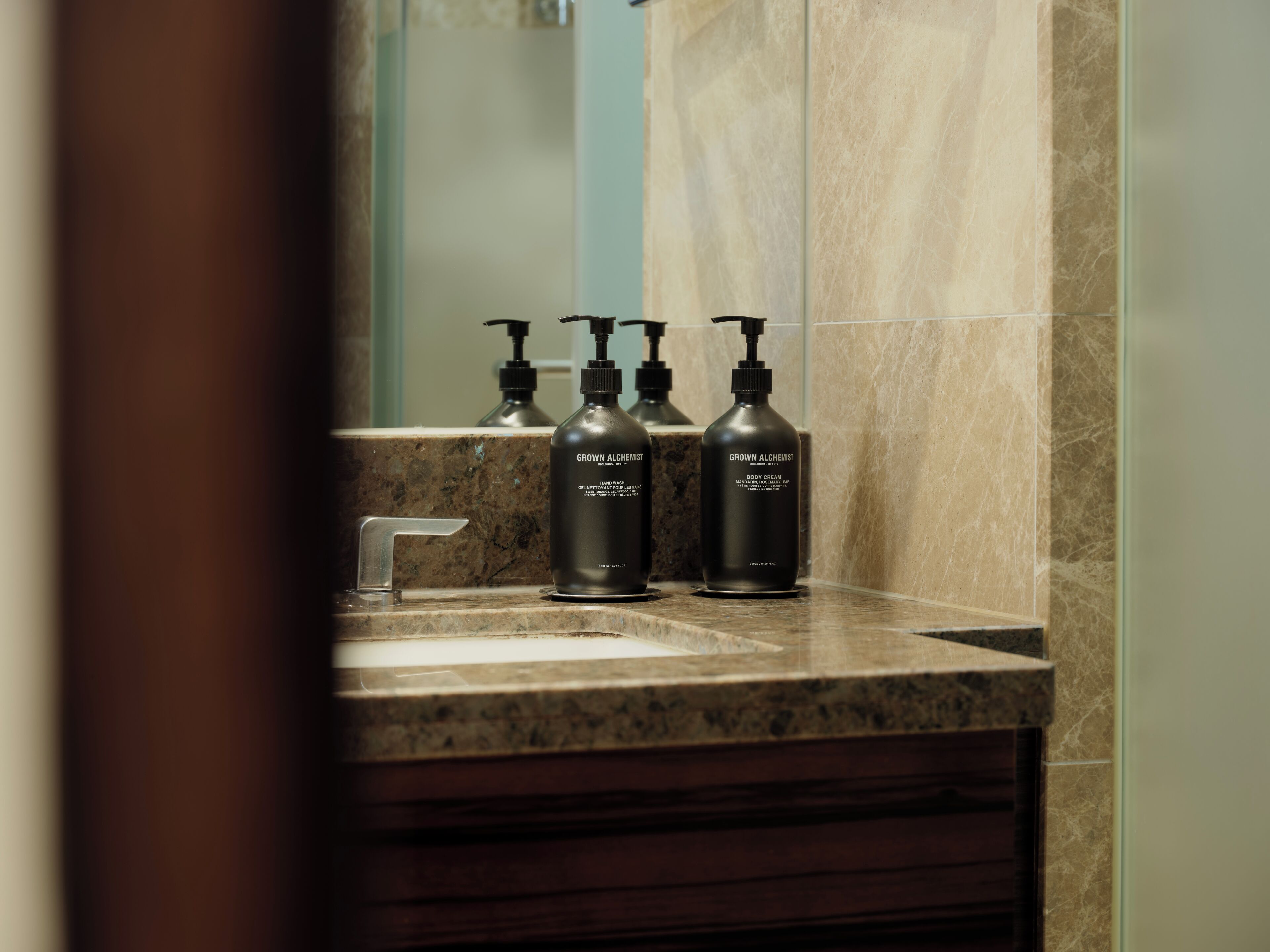 hydromassage showerhead, free toiletries, hair dryer, bathrobes